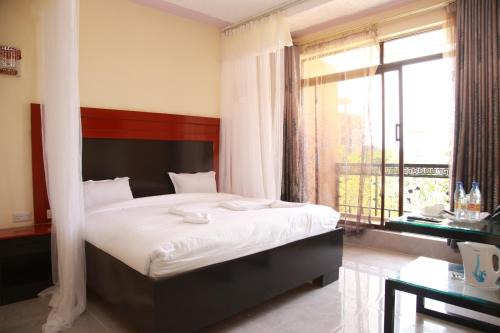 Thika Hotel | Relax at Sunstar Resort Thika: Pool, Spa & Family Fun