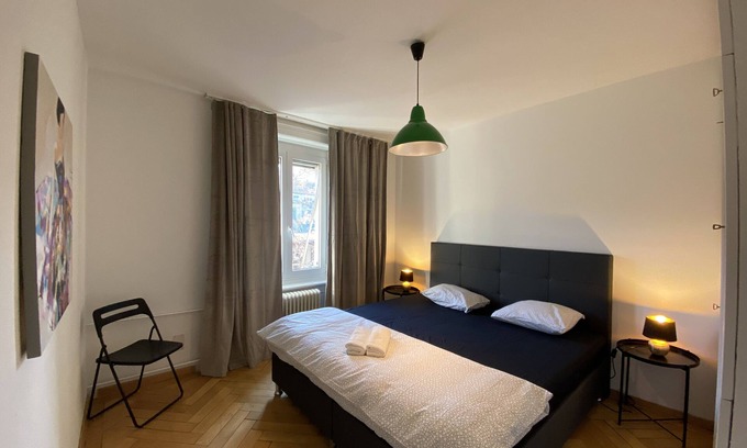 Escher Wyss Apartment | Comfortable SUP Stadium Side Room with Kitchen Access
