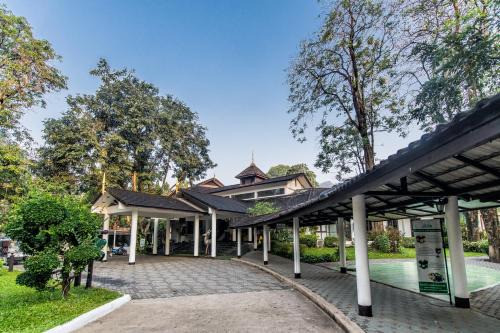 Tha Khlo Resort | Relax at Supalai Pasak Resort Hotel and Spa with Pool & More
