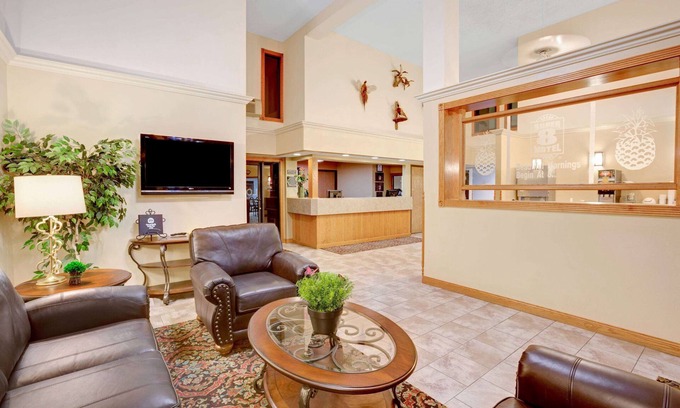 Aberdeen Hotel | Budget-Friendly Stay at Super 8 by Wyndham Aberdeen East