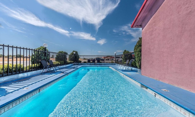 Eastland Hotel | Budget-Friendly Stay at Super 8 by Wyndham Eastland