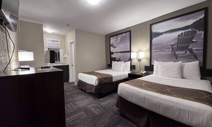 Guelph Hotel | Convenient Stay at Super 8 by Wyndham Guelph with Breakfast