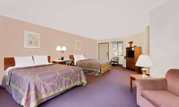 Keystone Hotel | Convenient Stay at Super 8 by Wyndham Keystone/Mt. Rushmore