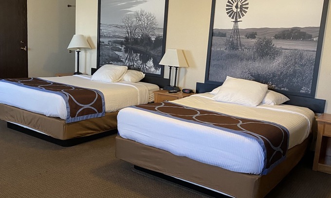 Ogallala Hotel | Comfortable Stay at Super 8 by Wyndham Ogallala - 8.8/10