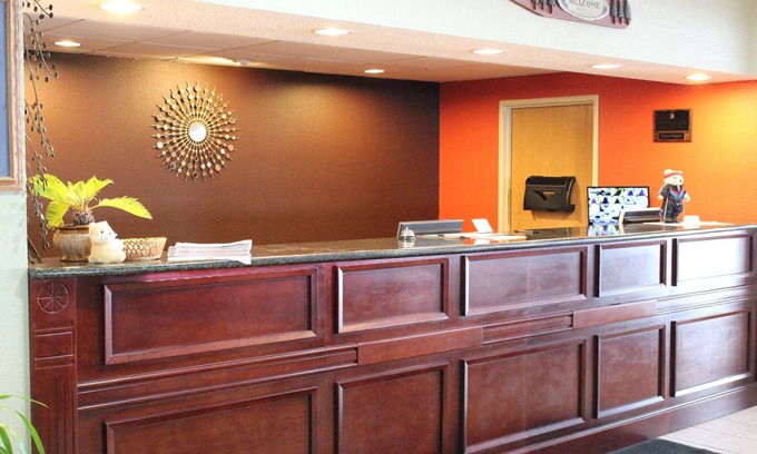 Osseo Hotel | Comfortable Stay at Super 8 by Wyndham Osseo, WI