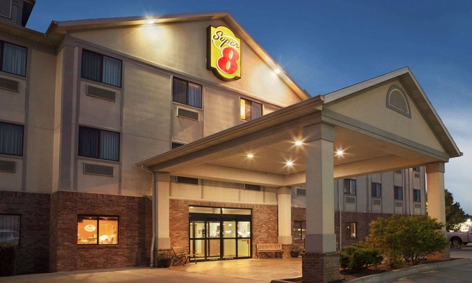 Perryville Hotel | Comfortable Stay at Super 8 Perryville with Pool & Breakfast