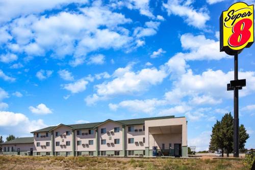 Pueblo Hotel | Budget-Friendly Stay at Super 8 by Wyndham Pueblo