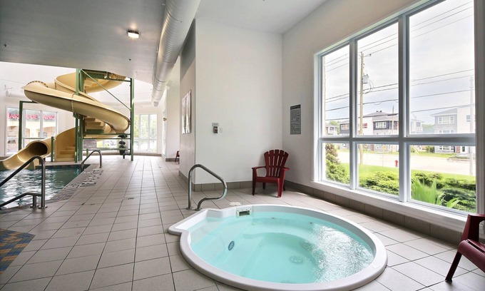 Ste. Foy Hotel | Explore Super 8 by Wyndham Quebec City - Family-Friendly Stay