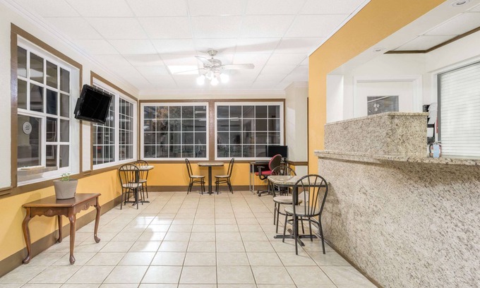 Santee Hotel | Family-Friendly Stay at Super 8 by Wyndham Santee