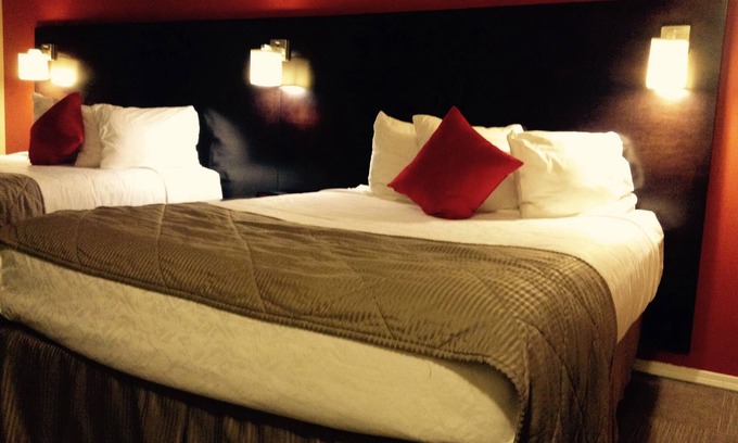 Central Okanagan Hotel | Comfortable Stays at Super 8 by Wyndham West Kelowna