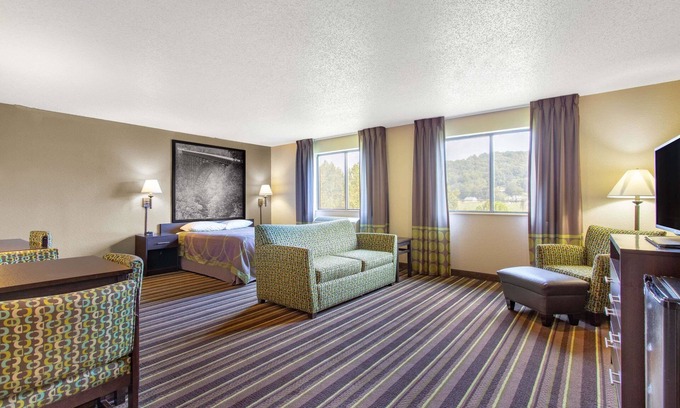 Weston Hotel | Discover Super 8 by Wyndham Weston WV with Family-Friendly Amenities