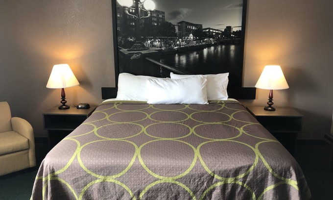 Winnemucca Hotel | Comfortable Stay at Super 8 by Wyndham Winnemucca NV