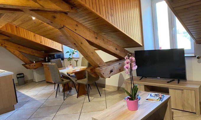 Saint-Claude Apartment | Cozy Fully Equipped Apartment with Family and Pet Amenities