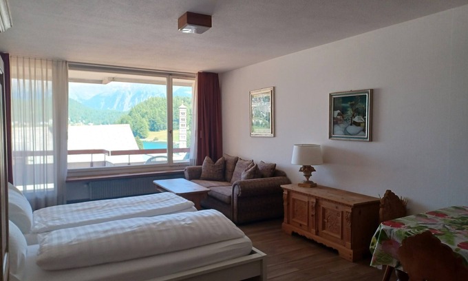Sankt Moritz-Bad Apartment | Prime Location Apartment House in St. Moritz Bad