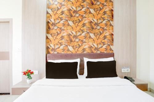 Rudrapur Hotel | Budget-Friendly Stay at OYO Hotel The Vidya Grand