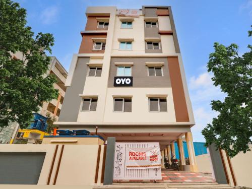 LB Nagar Hotel | Budget-Friendly Stay at Super Collection O White Ridge Kamineni