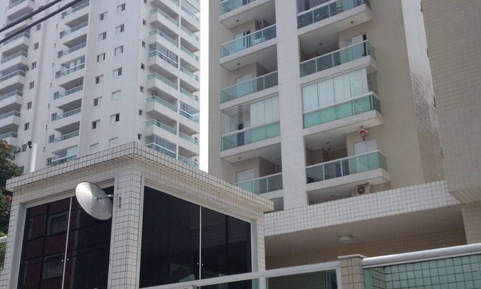 Boqueirao Apartment | Cozy Apartment in Canto do Forte - 10/10 Guest Rated