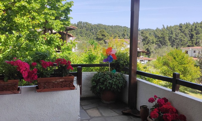 Siviri Villa | Cozy Villa with Pool and Ocean View Near Elani Beach