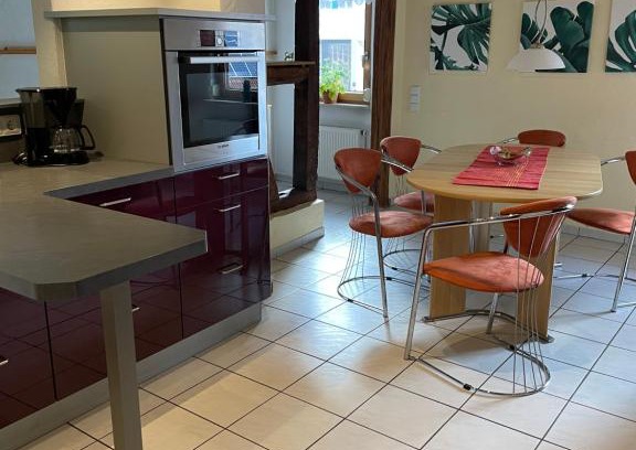 Owen Apartment | Spacious Vacation Apartment for Families and Pets