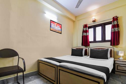 Alipur Hotel | Pet-Friendly Kalighat: Family Retreat with Restaurant Amenities
