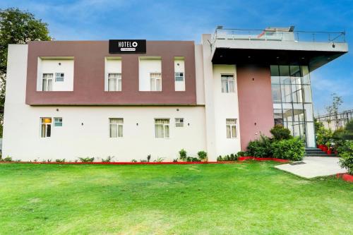 Mohangarh Hotel | Exceptional OYO Madhuvan Gomti Nagar - Guest Rated 9.6/10