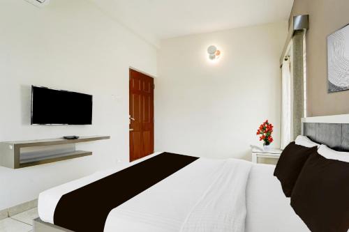 Tirupur Hotel | Super Hotel O Ondipudur Bus Terminal Formerly New Paradise Inn