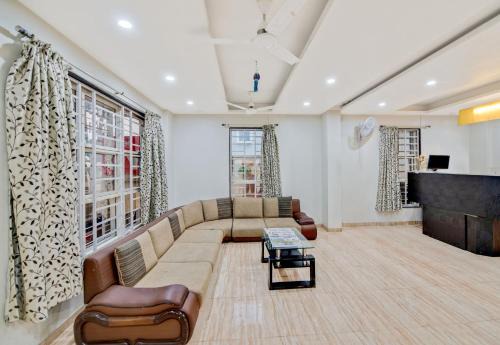 Tathawade Hotel | Kid-Friendly Retreat at Hotel Pioneer - 4-Star Comfort