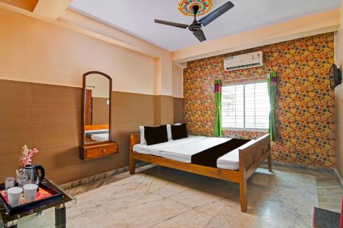 Khattalwada Hotel | Super Hotel O Rishra Railway Station Formerly Green Guest House