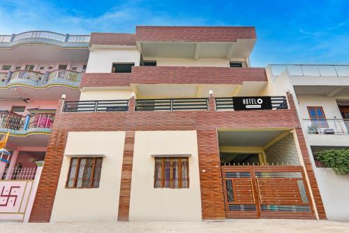 Varanasi Hotel | Budget-Friendly RN Residency: Pet and Child Friendly Stays