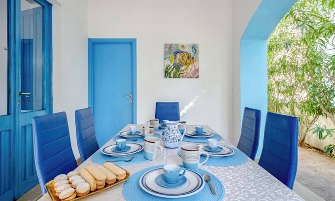 Cala Gonone House | Spacious Cala Gonone Retreat with Pet-Friendly Amenities