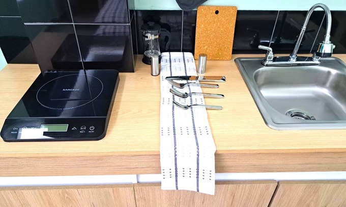 Cuautitlan Izcalli Apartment | Convenient Mini Depa with Spa and Hot Tub near SMO