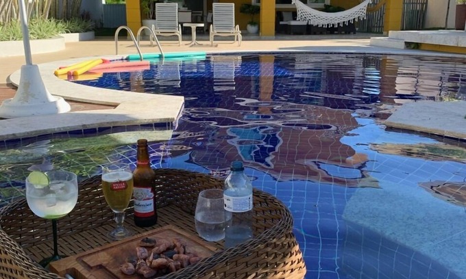 Catu de Abrantes House | Beautiful Retreat in Busca Vida, Steps from the Beach!