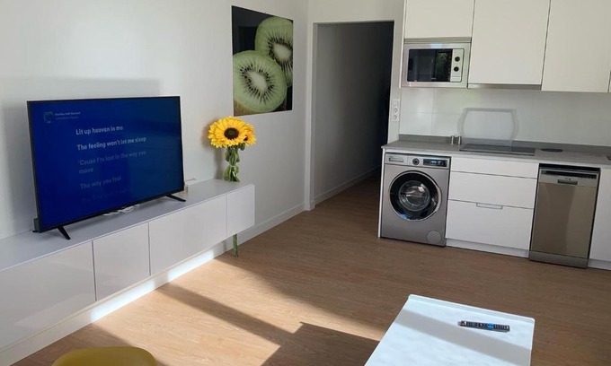 Noja Apartment | Beautiful Oceanfront Apartment with Pet-Friendly Amenities
