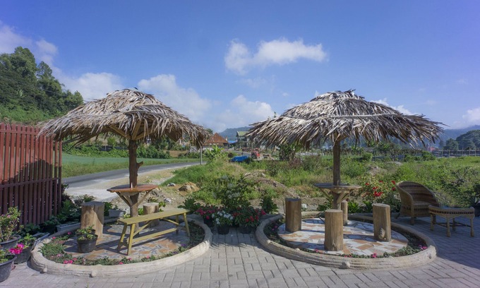 Berastagi Hotel | Budget-Friendly Stay at Super OYO 1696 Sapo Rumbia