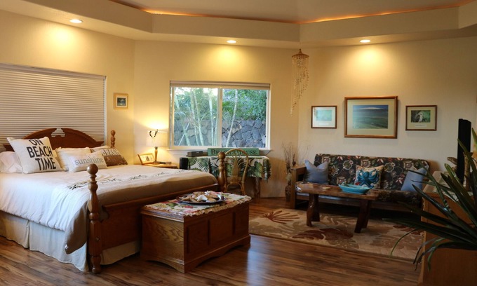 Waikoloa Apartment | Guest Rated 9.8: Serene Oasis with Pool and Ocean Views