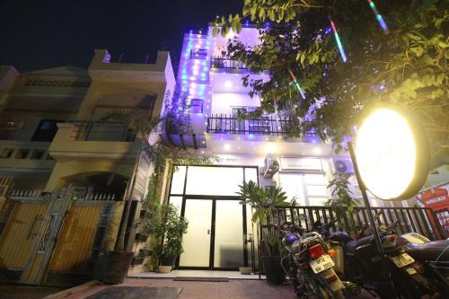 Auli Hotel | Family-Friendly Comfort at Townhouse Kachnar House