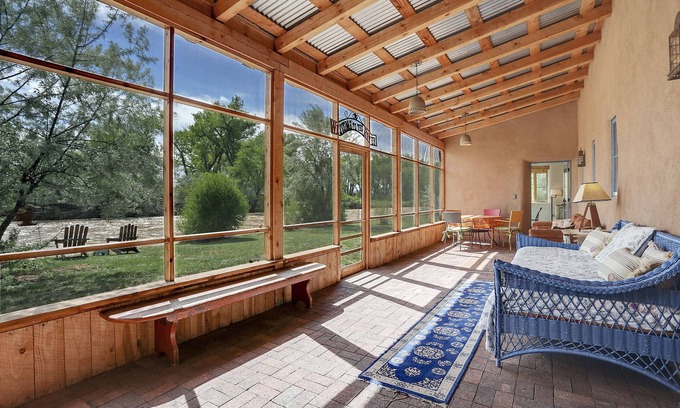 Abiquiu House | Exceptional 2 Bedroom Retreat with Ocean View & Pet Friendly