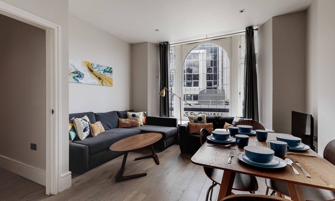 Bryanston and Dorset Square Apartment | Superb 2 Bedroom Flat opposite Edgware Rd Station