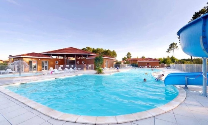 Parentis-en-Born Villa | Experience a 10/10 Villa with Pools, Sauna & Ocean Views
