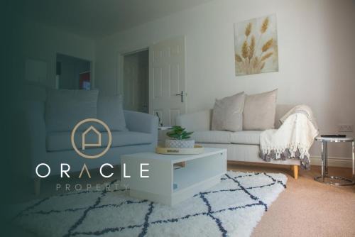 Frampton on Severn Apartment | Cozy Apartment in Stratford upon Avon with Free Parking & Wi-Fi