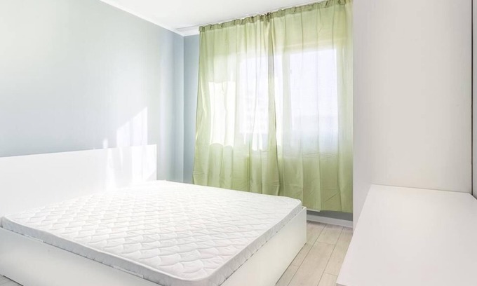 Chiajna Apartment | Stunning Apartment with Great Location and Views in Bucharest
