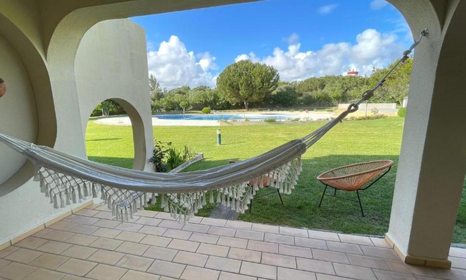 Alagoas Apartment | Inviting Apartment with Pool Access and Cozy Patio Retreat