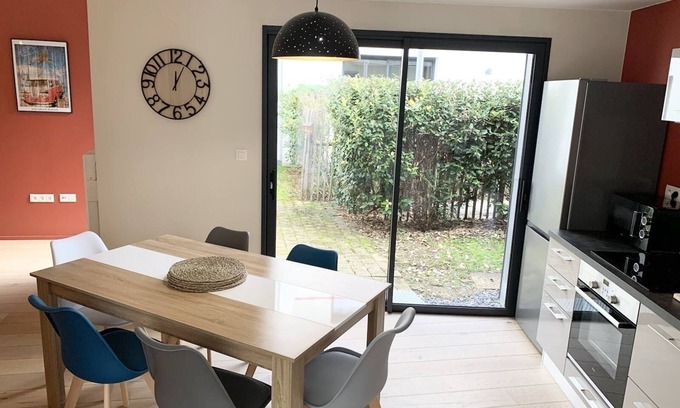 Aytre Apartment | Cozy Ground Floor Apartment with Ocean View and Garden