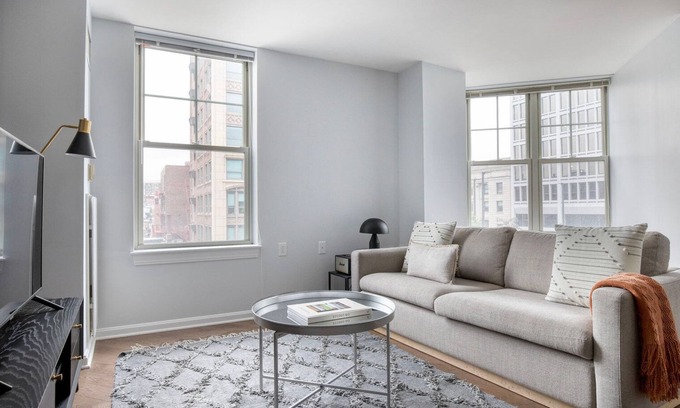 Central Square Apartment | Stylish 2BR in Central Square with Kitchen & Pet-Friendly