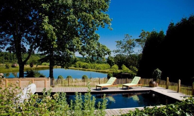 Jumilhac-le-Grand House | Idyllic Farm Retreat with Pool & Ocean Views – 10/10 Rating
