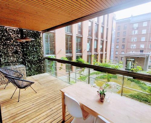 Kamppi Apartment | Prime Location with Serenity and Invigorating Sauna Access