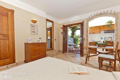 Santa Margherita di Pula Apartment | Cozy Studio at Residence Baia delle Palme with Pool