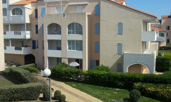 Chateau-d'Olonne Apartment | Seafront Apartment with Ocean View & Private Pool in Les Sables d'Olonne