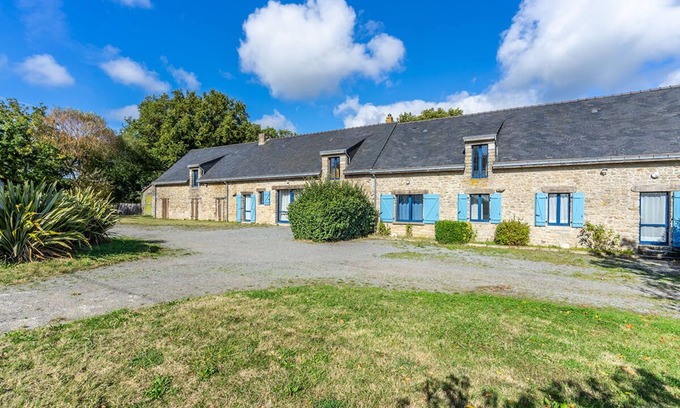 La Baule-Escoublac Other | Remarkable Stone Farmhouse with Spa in Peninsula Heart