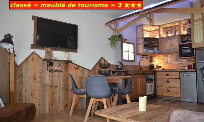 Les Angles Apartment | Idyllic Pyrenees Retreat: 9.4/10, Lake View & Pet Friendly